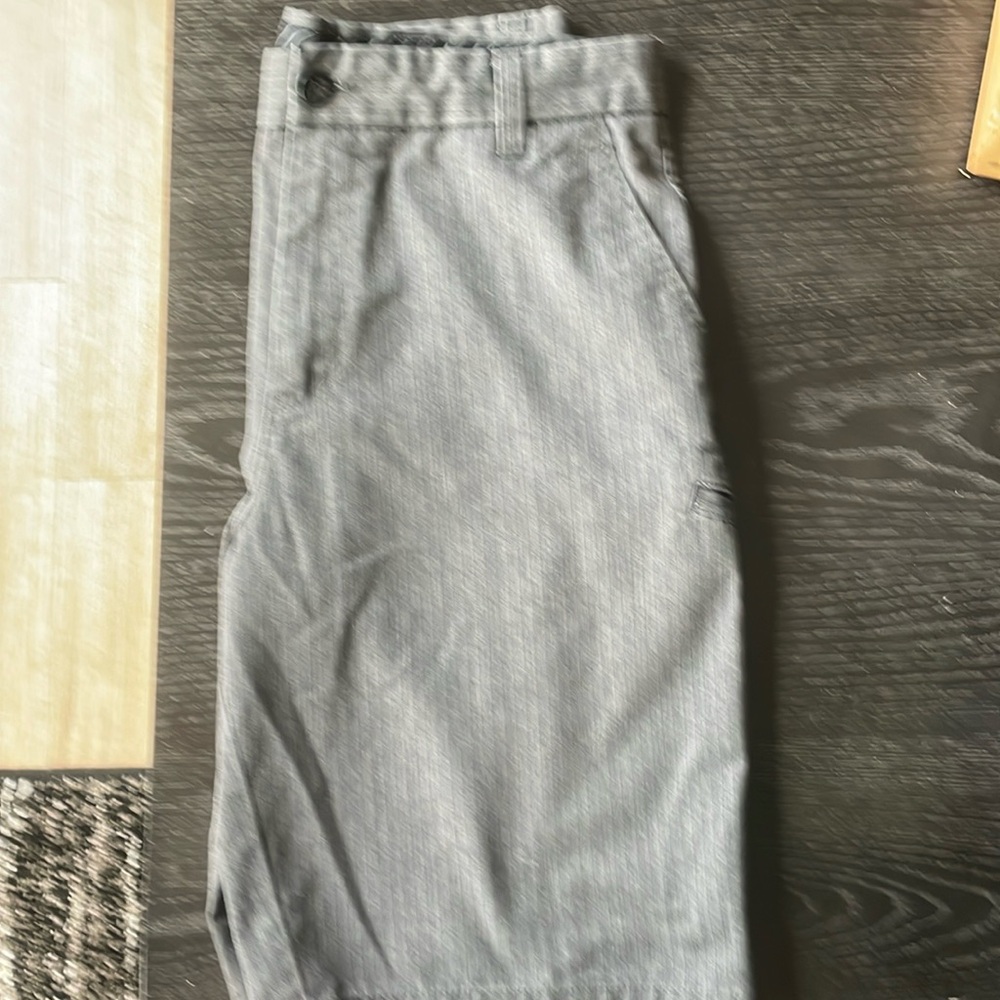 Fox men’s shorts size 33